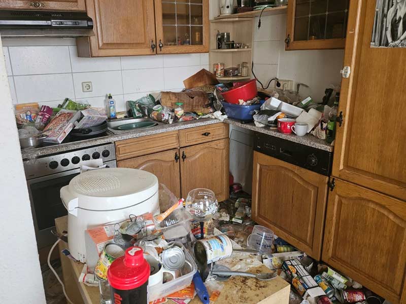 Messie Entrümpelung Leipzig vorher