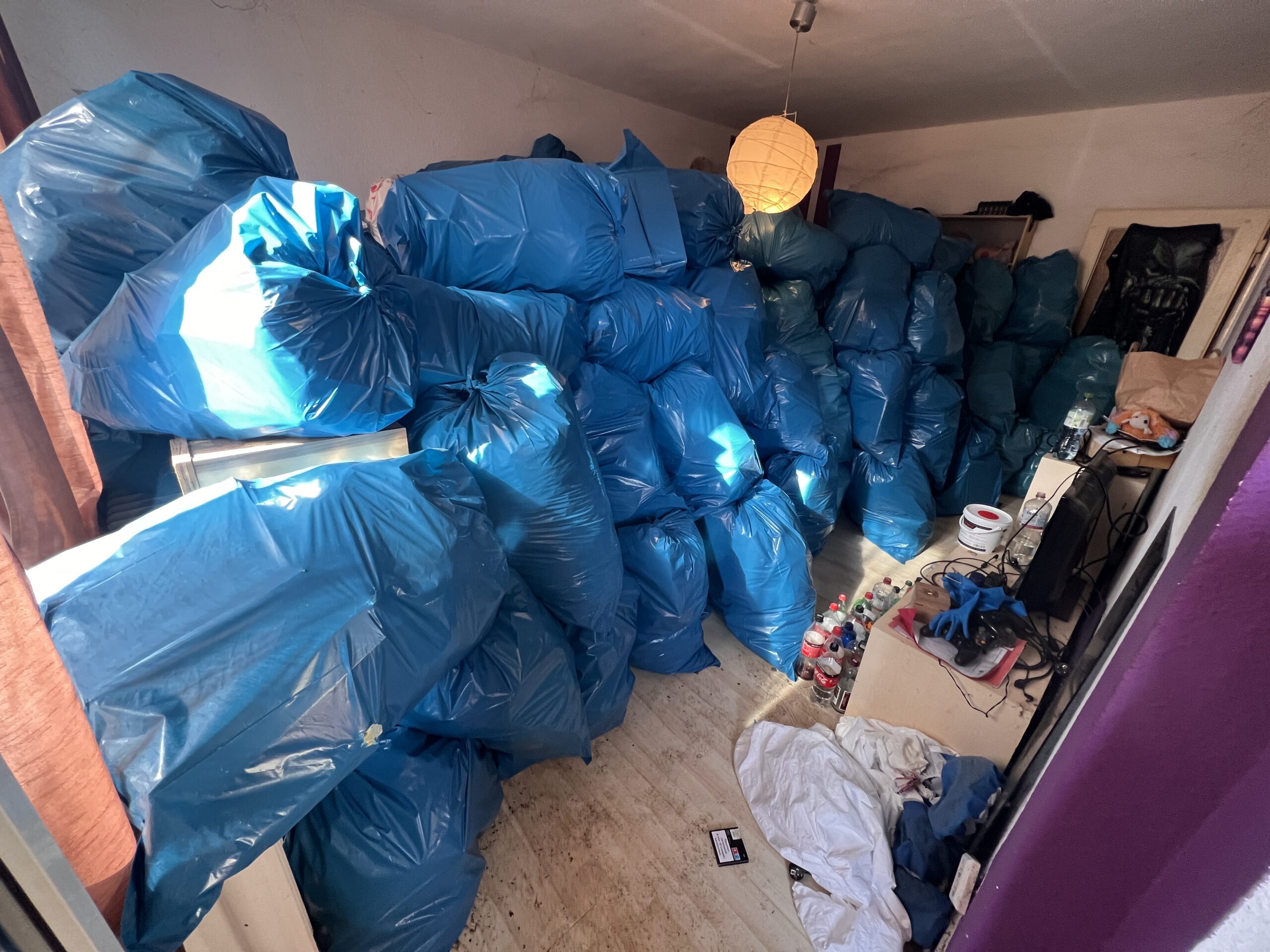 Messie Entrümpelung in Bremen vorher